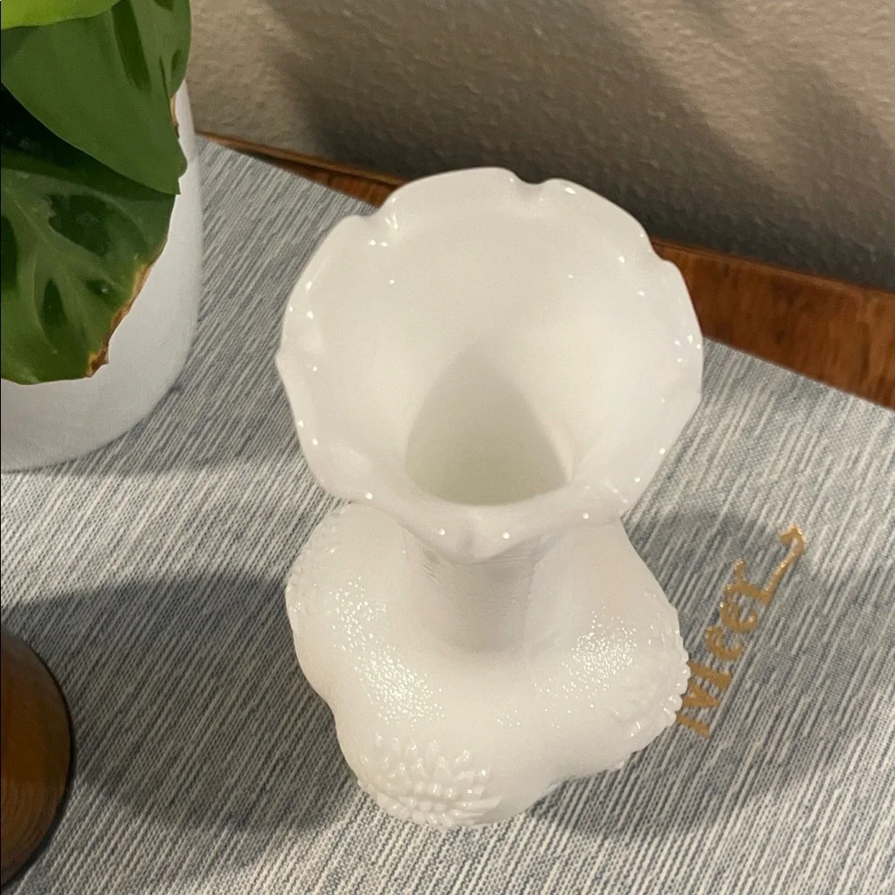 Vintage Imperial Glass Company Chrysanthemum Milk Glass Bud Vase | MCM